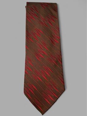 Vintage 70’s Fratelli Brown and Red Textured Handmade In Italy 100% Silk Tie